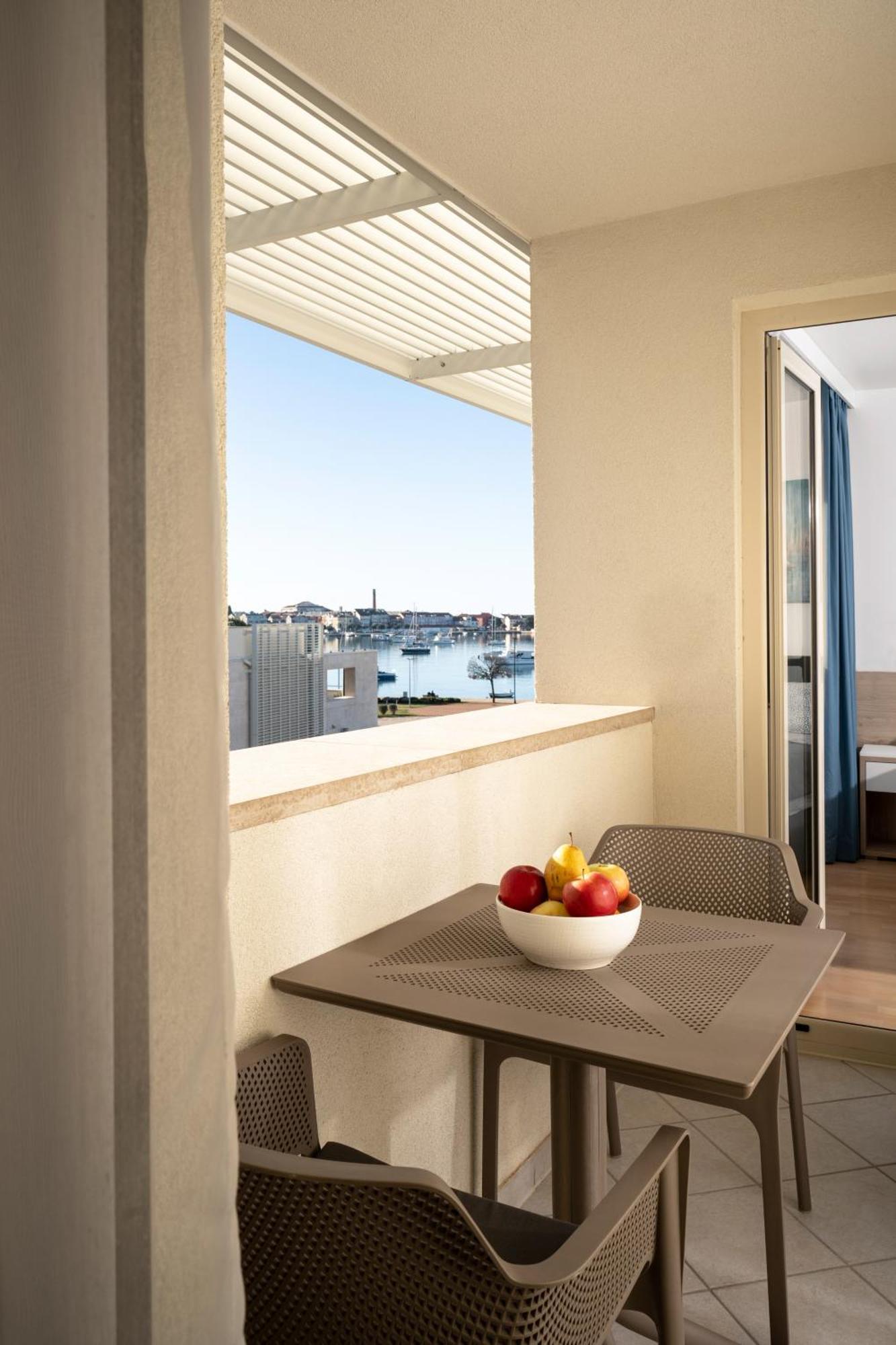 Humagum Sea View Apartment - Garden Palace Umag Exterior foto