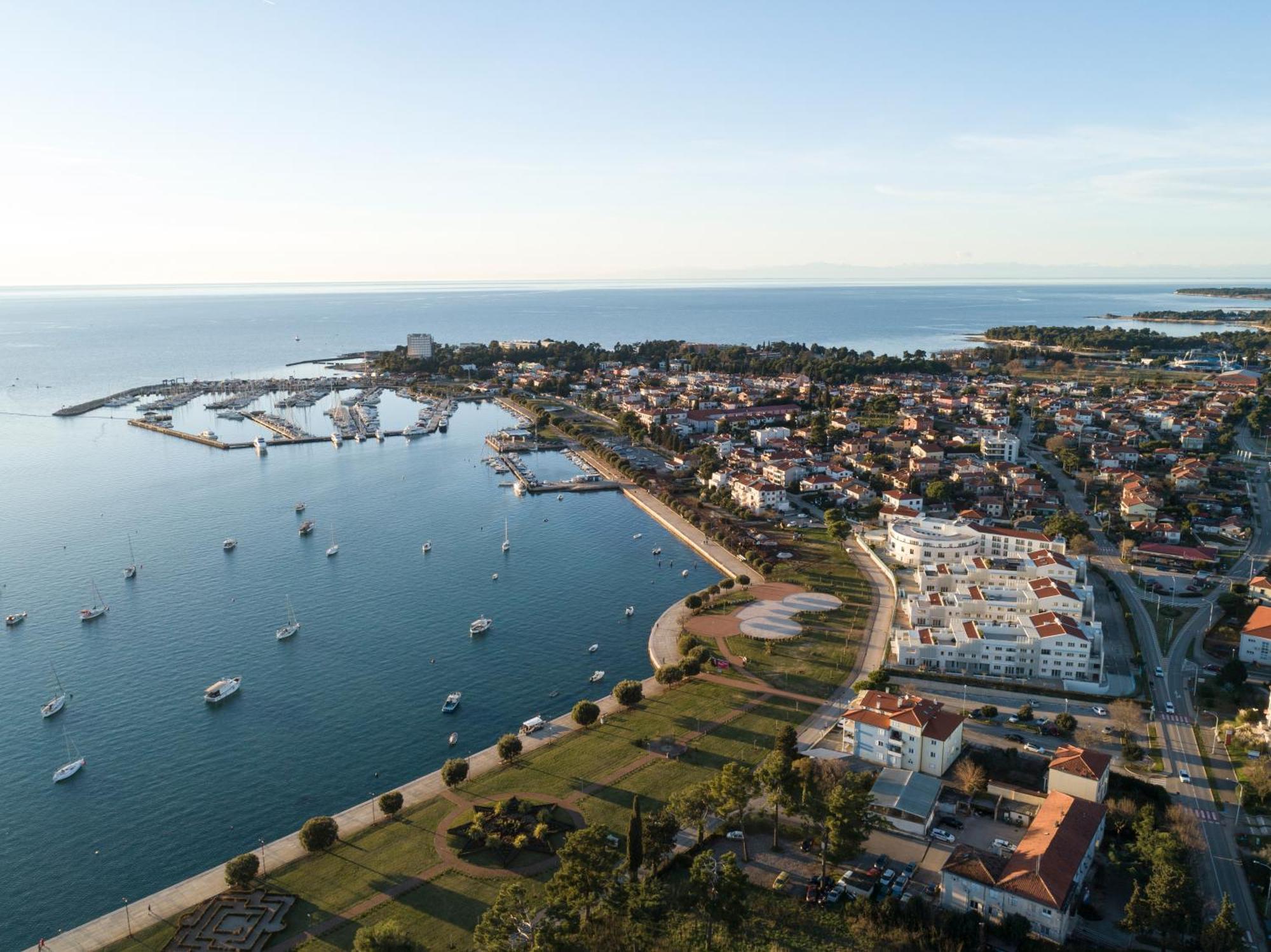 Humagum Sea View Apartment - Garden Palace Umag Exterior foto