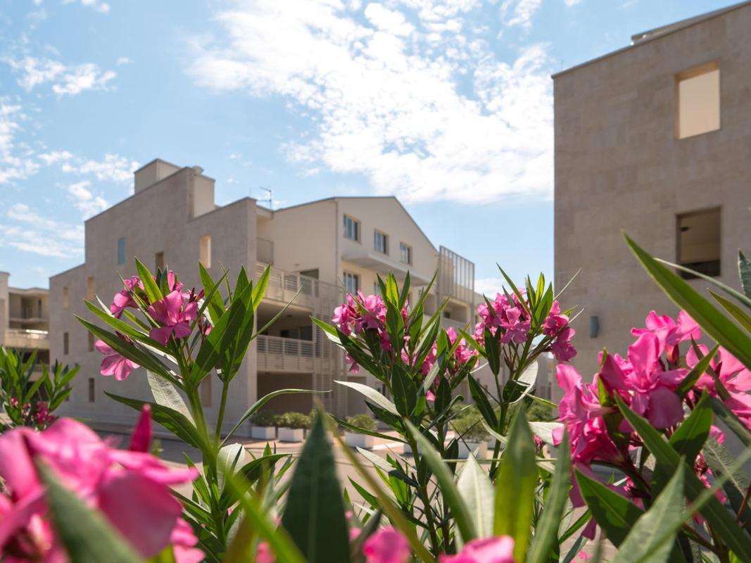 Humagum Sea View Apartment - Garden Palace Umag Exterior foto